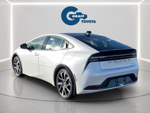 Wind Chill Pearl 2026 Toyota Prius Plug-In Hybrid XSE