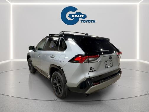 2024 Toyota RAV4 Hybrid SE