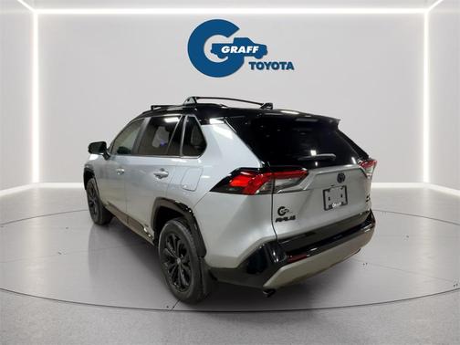 2024 Toyota RAV4 Hybrid SE