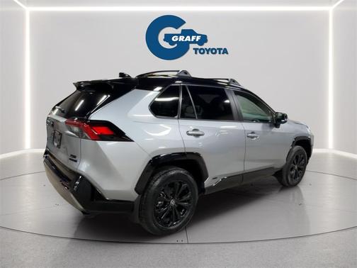 2024 Toyota RAV4 Hybrid SE