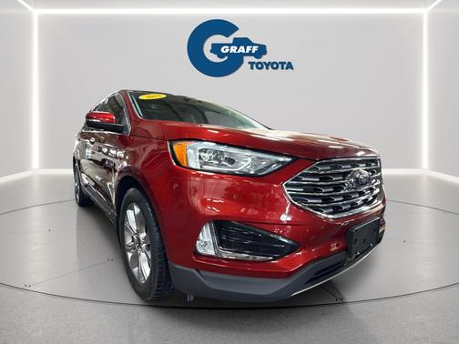 RUBY RED METALLIC TINTED CC 2019 Ford Edge Titanium