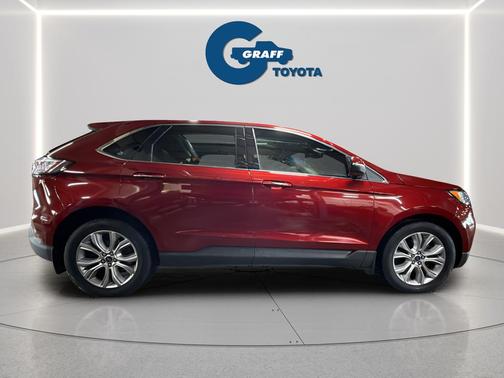 RUBY RED METALLIC TINTED CC 2019 Ford Edge Titanium