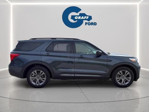 STONE BLUE METALLIC 2022 Ford Explorer XLT