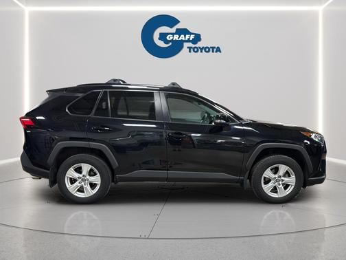 Midnight Black Metallic 2019 Toyota RAV4 XLE