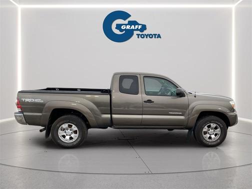 2013 Toyota Tacoma Base