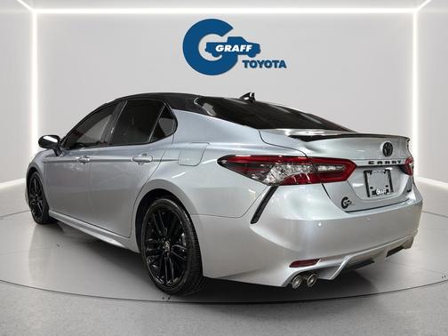 Celestial Silver Metallic/Midnight Black Metallic 2023 Toyota Camry XSE