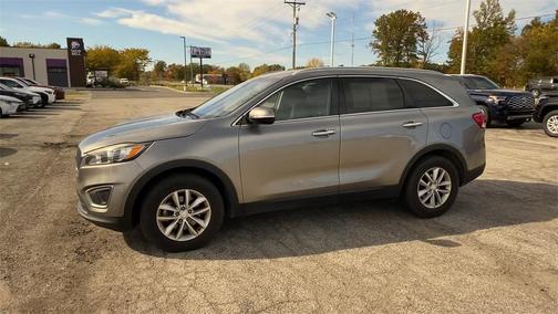 2016 Kia Sorento LX