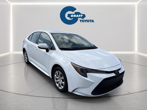 Ice Cap 2024 Toyota Corolla LE