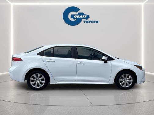 Ice Cap 2024 Toyota Corolla LE