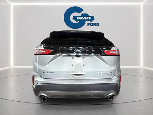 INGOT SILVER METALLIC 2019 Ford Edge Titanium
