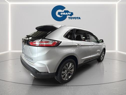 INGOT SILVER METALLIC 2019 Ford Edge Titanium
