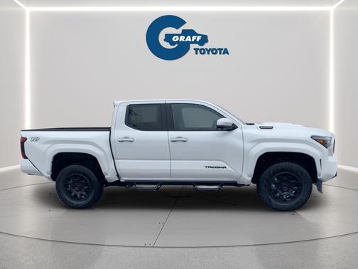 2026 Toyota Tacoma Hybrid TRD Sport