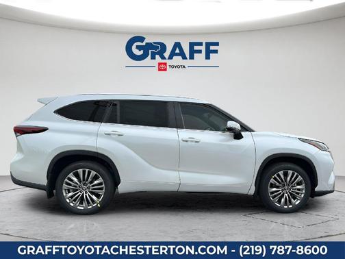 Wind Chill Pearl 2026 Toyota Highlander Platinum