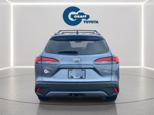 2025 Toyota Corolla Cross XLE