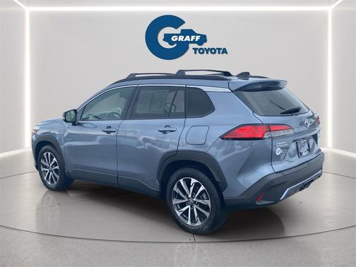 2025 Toyota Corolla Cross XLE