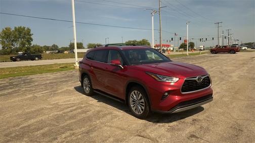 2025 Toyota Highlander Platinum