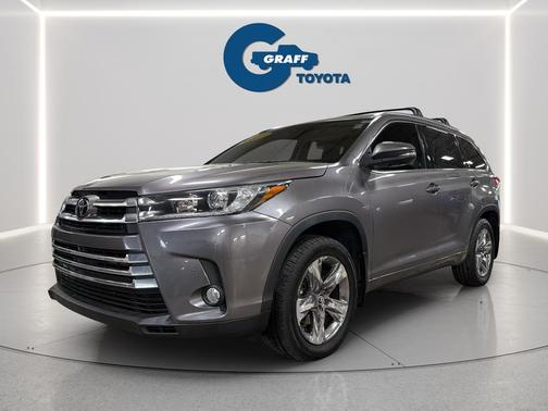 Predawn Gray Mica 2017 Toyota Highlander Limited Platinum