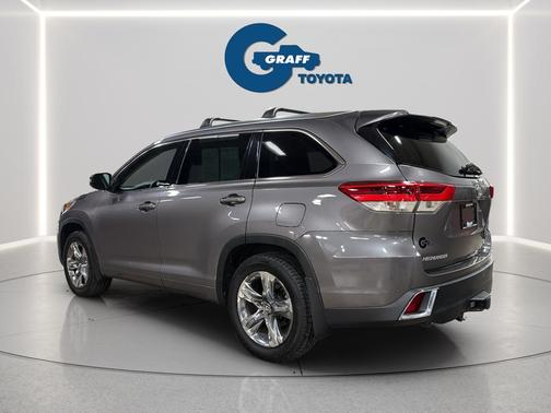 Predawn Gray Mica 2017 Toyota Highlander Limited Platinum