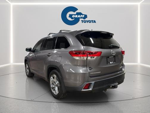 Predawn Gray Mica 2017 Toyota Highlander Limited Platinum
