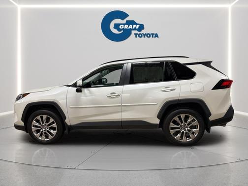 Blizzard Pearl 2021 Toyota RAV4 XLE Premium