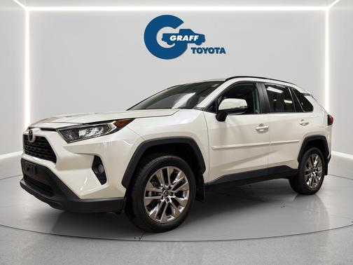 Blizzard Pearl 2021 Toyota RAV4 XLE Premium