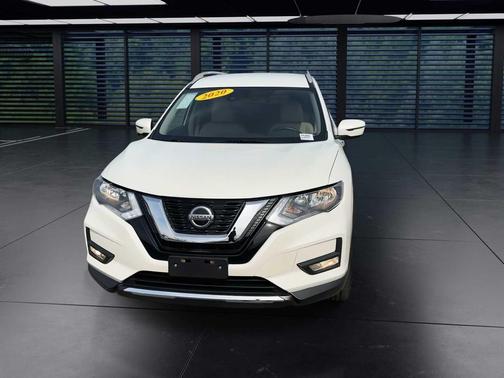 2020 Nissan Rogue SL
