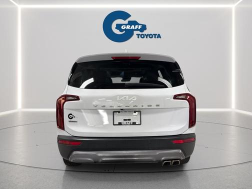 Glacial White Pearl 2022 Kia Telluride S