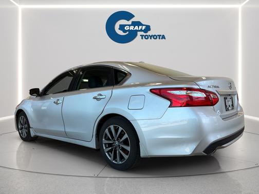 Brilliant Silver 2016 Nissan Altima 2.5 SL