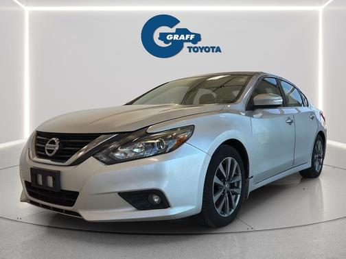 Brilliant Silver 2016 Nissan Altima 2.5 SL