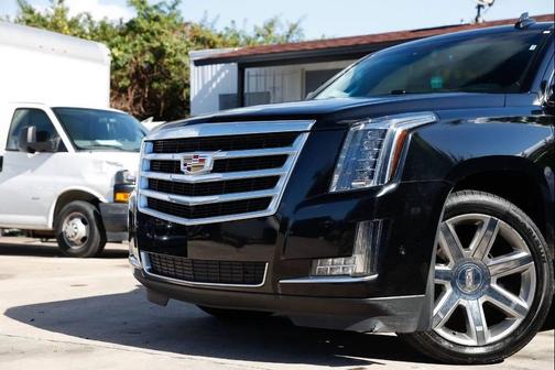 2020 Cadillac Escalade ESV Luxury