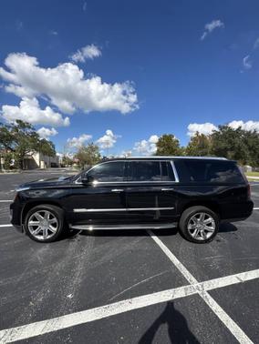 2020 Cadillac Escalade ESV Luxury