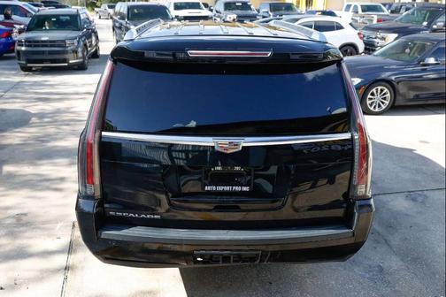 2020 Cadillac Escalade ESV Luxury