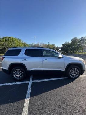 2018 GMC Acadia SLE-2