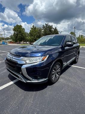2019 Mitsubishi Outlander ES