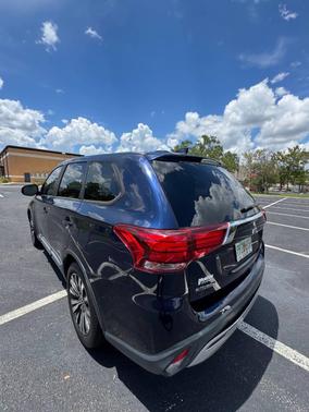 2019 Mitsubishi Outlander ES
