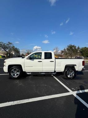 2019 Chevrolet Silverado 1500 Custom