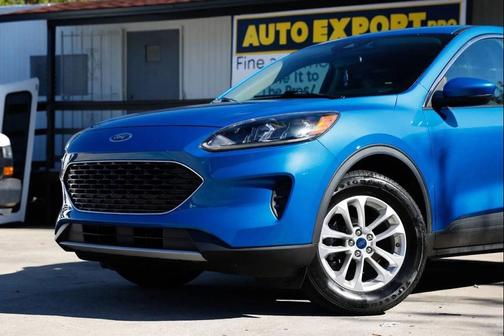 2020 Ford Escape SE