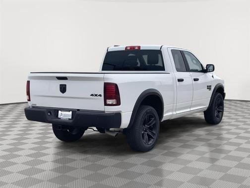 2022 RAM 1500 Classic SLT
