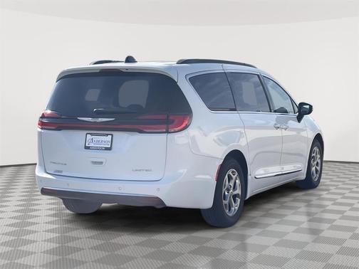 2023 Chrysler Pacifica Limited