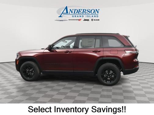 2025 Jeep Grand Cherokee Laredo