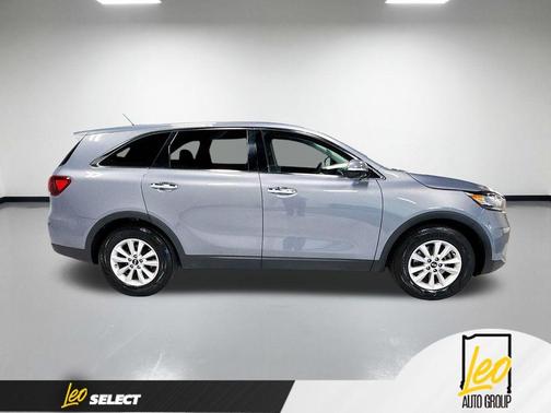 Everlasting Silver 2020 Kia Sorento LX