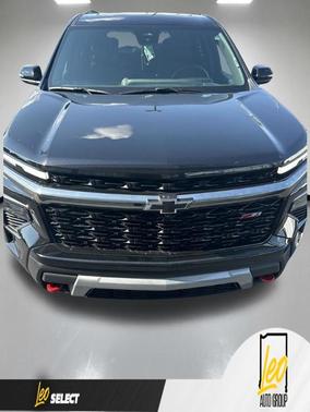 Mosaic Black Metallic 2026 Chevrolet Traverse Z71