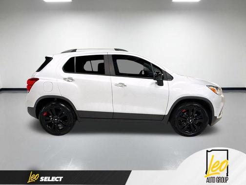 Silver Ice Metallic 2019 Chevrolet Trax LT