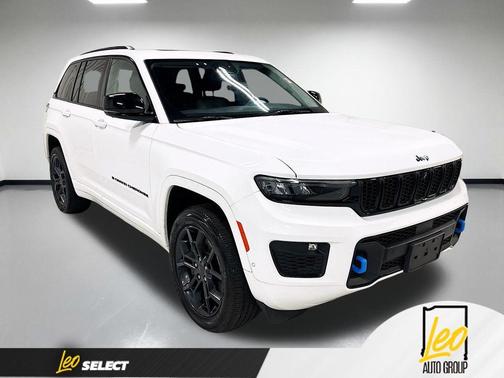 Bright White Clearcoat 2023 Jeep Grand Cherokee 4xe Base
