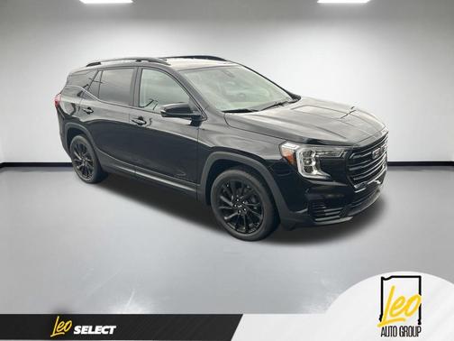 Ebony Twilight Metallic 2023 GMC Terrain SLE