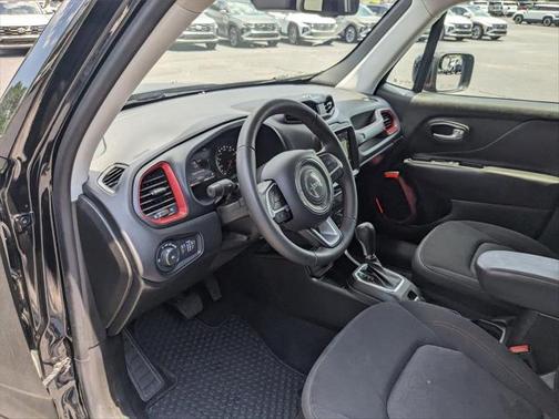 2023 Jeep Renegade Trailhawk 4x4