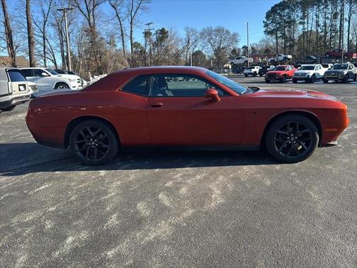 2021 Dodge Challenger SXT