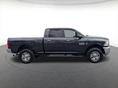 2017 RAM 2500 SLT Crew Cab 4x4 64' Box