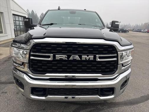 2024 RAM 2500 Big Horn Crew Cab 4x4 64' Box