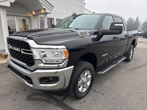 2024 RAM 2500 Big Horn Crew Cab 4x4 64' Box